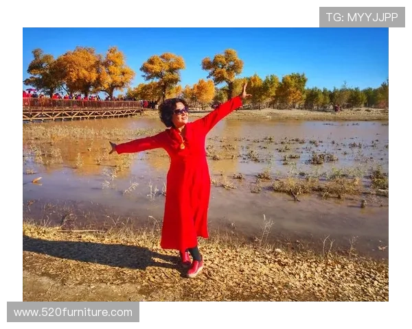 追逐足球明星的梦想终于实现了我的奋斗与坚持换来了成功的喜悦