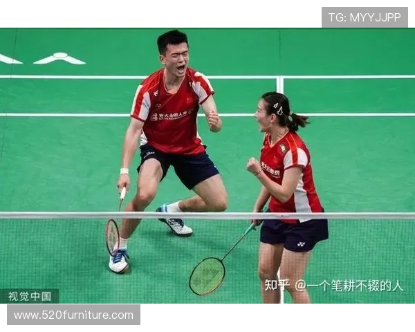 重庆羽毛球队的奋斗与荣耀：杯赛征程中的突破与成长故事